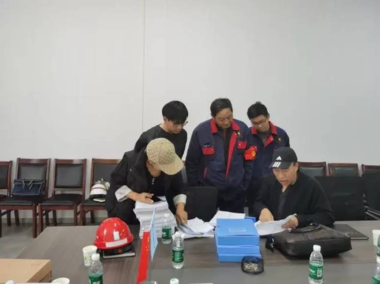 赤峰金通二期電解項(xiàng)目部順利通過赤峰市高新區(qū)國慶節(jié)前安全、質(zhì)量...