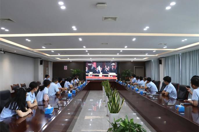 公司組織收看紀(jì)念中國人民抗日戰(zhàn)爭(zhēng)暨世界反法西斯戰(zhàn)爭(zhēng)勝利80周年大會(huì) 公司組織收看紀(jì)念中國人民抗日戰(zhàn)爭(zhēng)暨世界反法西斯戰(zhàn)爭(zhēng)勝利80周年大會(huì)